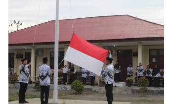PERINGATAN HARI GURU NASIONAL DI SMA NEGERI 1 HALMAHERA TIMUR