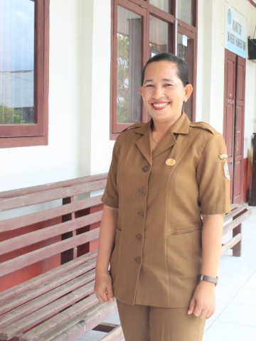 Yulianti Kapita, S.M