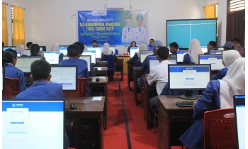SMA Negeri 1 Halmahera Timur Gelar Tes Kompetensi Akademik (TKA) Perdana bagi Siswa Kelas XII