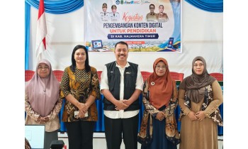 SMA Negeri 1 Halmahera Timur Perkuat Kompetensi Guru melalui Bimtek Pembelajaran Digital