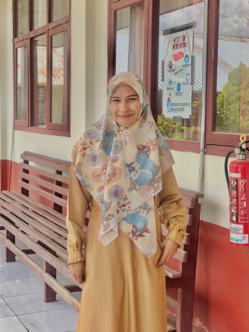 Mirnawati Umacina, S.Pd.